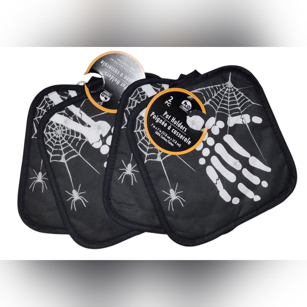 4 Piece Black Halloween Pot Holders